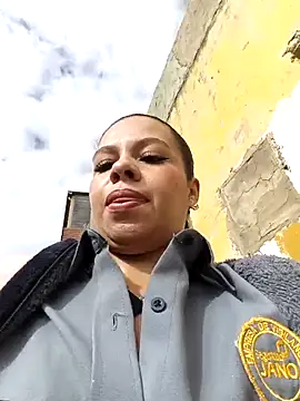 Snapshot of Ariana-07 chatting on October 7, 2025, 1:12 pm Ariana-07 online show from October 7, 2025, 1:12 pm