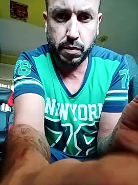 Snapshot of wapo100x100 chatting on October 17, 2025, 12:07 pm wapo100x100 online show from October 17, 2025, 12:07 pm