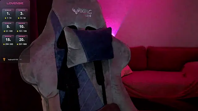 Snapshot of Ohmy_Nora_ chatting on February 18, 2025, 7:54 am Ohmy Nora online show from February 18, 2025, 7:54 am