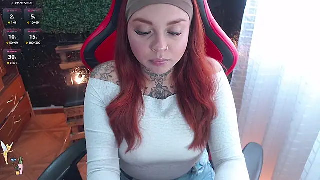 Snapshot of natyk_m chatting on December 15, 2025, 6:58 pm natyk m online show from December 15, 2025, 6:58 pm