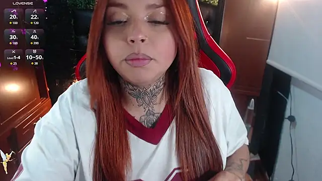 Snapshot of natyk_m chatting on October 21, 2025, 9:03 pm natyk m online show from October 21, 2025, 9:03 pm