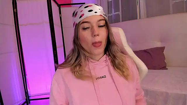 alaia greyy online show from January 19, 2026, 1:15 pm