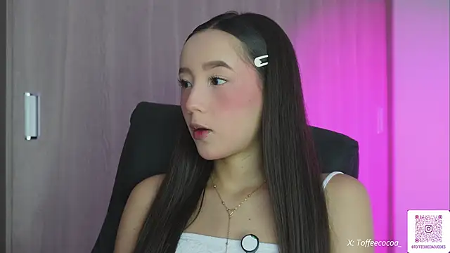 Snapshot of sophi_lii chatting on September 23, 2025, 5:53 pm sophi lii online show from September 23, 2025, 5:53 pm