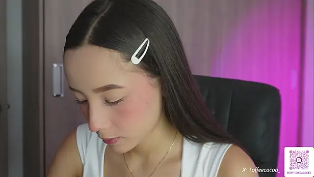Snapshot of sophi_lii chatting on September 30, 2025, 8:15 pm sophi lii online show from September 30, 2025, 8:15 pm