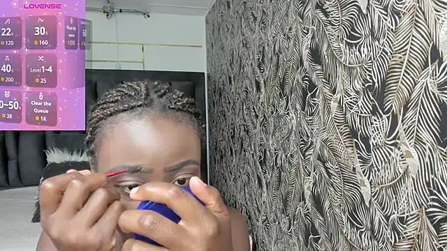 Snapshot of Sara_Naugty chatting on September 12, 2025, 7:24 pm Sara Naugty online show from September 12, 2025, 7:24 pm