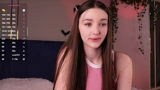 Snapshot of GeorginaDudley chatting on November 19, 2025, 7:08 am GeorginaDudley online show from November 19, 2025, 7:08 am