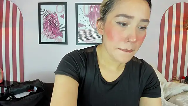 Snapshot of Lannajansen chatting on September 16, 2025, 4:08 pm Lannajansen online show from September 16, 2025, 4:08 pm