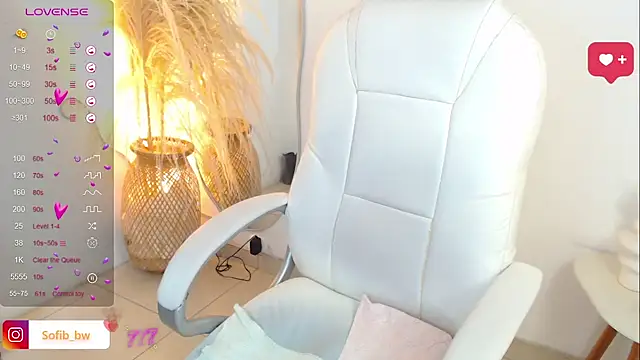 Sofi BBW online show from February 26, 2026, 12:38 pm