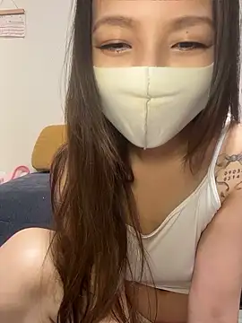 anchan69 online show from April 18, 2026, 10:32 pm