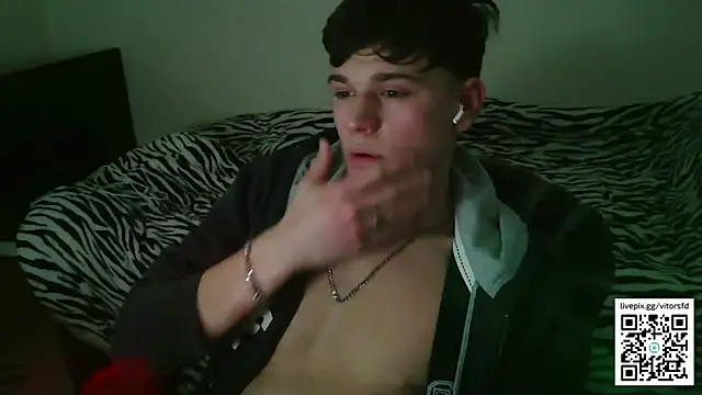 Snapshot of vitorsafado19 chatting on September 10, 2025, 11:48 pm vitorsafado19 online show from September 10, 2025, 11:48 pm