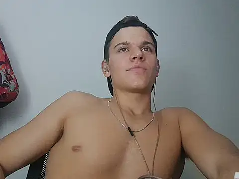 Snapshot of vitorsafado19 chatting on March 5, 2025, 4:56 am vitorsafado19 online show from March 5, 2025, 4:56 am