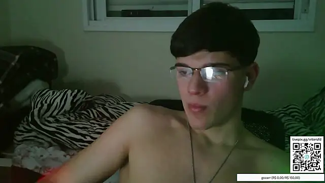 Snapshot of vitorsafado19 chatting on October 16, 2025, 2:09 am vitorsafado19 online show from October 16, 2025, 2:09 am