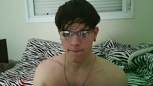 Snapshot of vitorsafado19 chatting on June 13, 2026, 3:59 am vitorsafado19 online show from June 13, 2026, 3:59 am