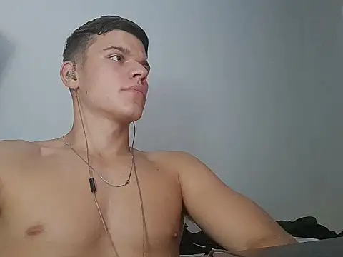 Snapshot of vitorsafado19 chatting on February 7, 2025, 4:16 am vitorsafado19 online show from February 7, 2025, 4:16 am