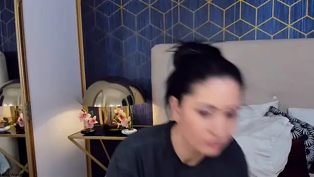 ValeryBlakes online show from February 22, 2026, 8:32 pm