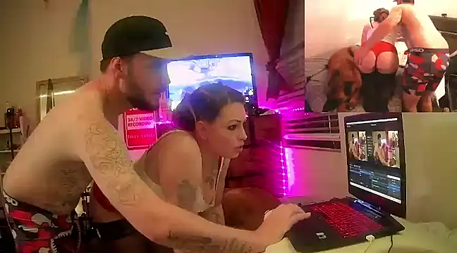 Snapshot of barbieinbondage7 chatting on March 14, 2025, 12:29 pm barbieinbondage7 online show from March 14, 2025, 12:29 pm