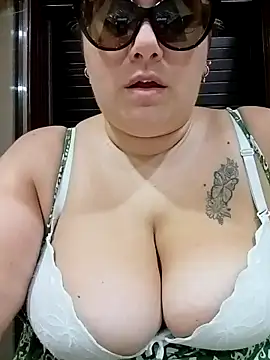 Snapshot of topina8 chatting on September 19, 2025, 9:08 pm topina8 online show from September 19, 2025, 9:08 pm