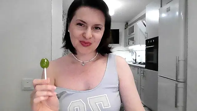 Snapshot of Victoria_Glam chatting on November 28, 2025, 7:25 pm Victoria Glam online show from November 28, 2025, 7:25 pm