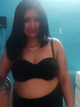 horny lizia online show from April 18, 2026, 7:07 pm