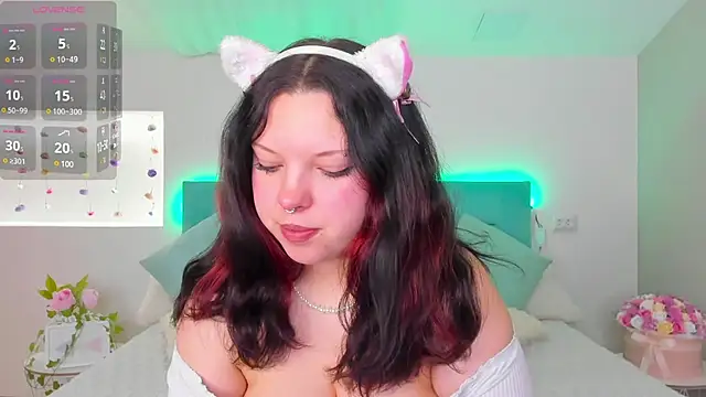 Snapshot of mars_elina_ chatting on March 6, 2025, 7:36 am mars elina online show from March 6, 2025, 7:36 am