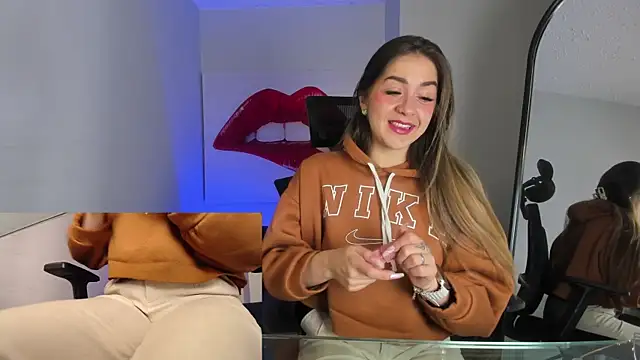 Snapshot of catalina_sex__ chatting on February 6, 2025, 3:09 pm catalina sex online show from February 6, 2025, 3:09 pm