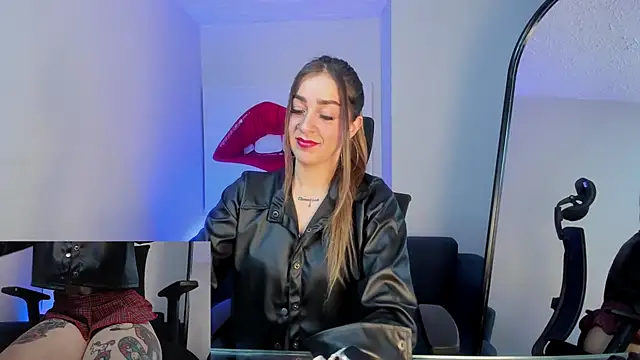 Snapshot of catalina_sex__ chatting on January 30, 2025, 3:40 pm catalina sex online show from January 30, 2025, 3:40 pm