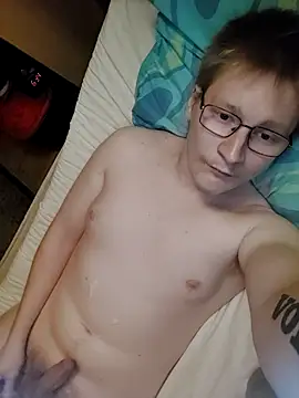 Arttuforyounakedboy online show from March 1, 2026, 4:34 am