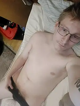 Arttuforyounakedboy online show from March 12, 2026, 1:26 pm