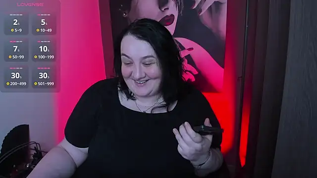 QueenOfHaze online show from April 28, 2026, 6:45 pm