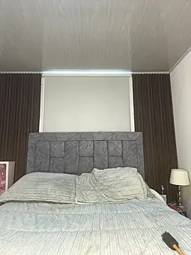 MeganCrow online show from April 14, 2026, 7:52 pm