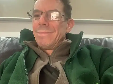 Kenhornu online show from February 20, 2026, 1:13 am