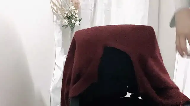 Snapshot of Chu1314 chatting on February 8, 2025, 4:46 pm Chu1314 online show from February 8, 2025, 4:46 pm