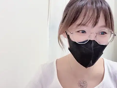 Snapshot of Chu1314 chatting on March 13, 2025, 3:39 pm Chu1314 online show from March 13, 2025, 3:39 pm