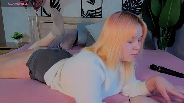 Amy Kimberlly online show from February 28, 2026, 6:35 am