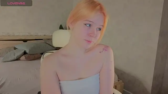 Amy Kimberlly online show from December 21, 2025, 12:13 am