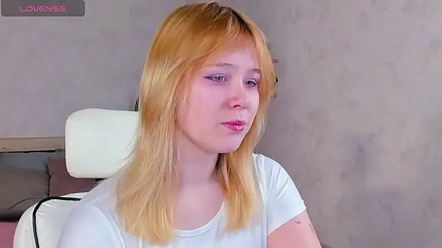 Amy Kimberlly online show from November 29, 2025, 7:08 am