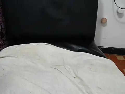 Snapshot of susy_pervertt chatting on November 8, 2025, 3:04 pm susy pervertt online show from November 8, 2025, 3:04 pm