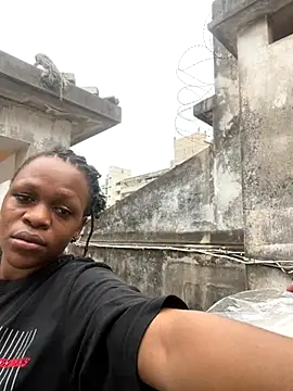 Snapshot of Boneca25 chatting on November 27, 2025, 3:23 pm Boneca25 online show from November 27, 2025, 3:23 pm