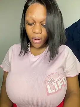 Snapshot of Boneca25 chatting on December 18, 2025, 1:48 pm Boneca25 online show from December 18, 2025, 1:48 pm