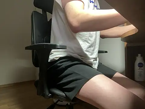 Phil 6677 online show from November 26, 2025, 7:47 pm