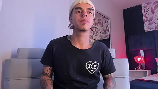 kaletattoo online show from March 21, 2025, 3:01 am