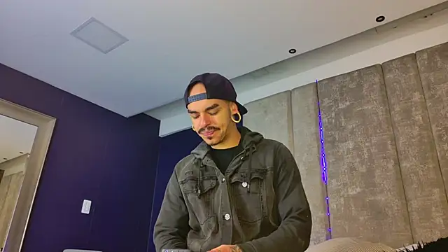 kaletattoo online show from October 13, 2025, 11:01 am