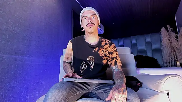 kaletattoo online show from March 12, 2026, 11:14 am