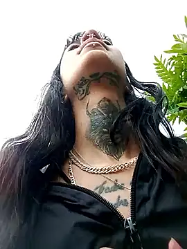 Snapshot of esmeralda06 chatting on October 31, 2025, 2:02 pm esmeralda06 online show from October 31, 2025, 2:02 pm