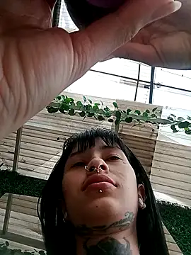 Snapshot of esmeralda06 chatting on November 11, 2025, 3:40 pm esmeralda06 online show from November 11, 2025, 3:40 pm