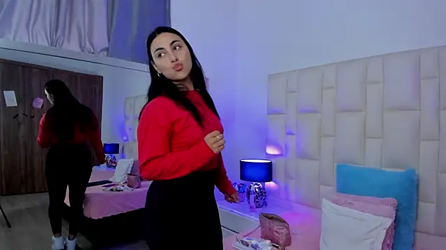 Snapshot of Ariana_rouse chatting on November 13, 2025, 5:06 pm Ariana rouse online show from November 13, 2025, 5:06 pm