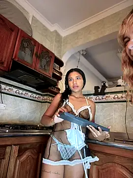 HeatherCobs online show from September 22, 2025, 9:21 pm