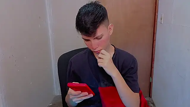 Alexxx lov online show from February 16, 2026, 12:26 pm