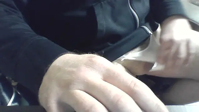 electrict-stripchat online show from March 7, 2026, 7:08 pm