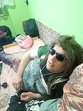 Adrianka online show from May 14, 2026, 11:35 pm